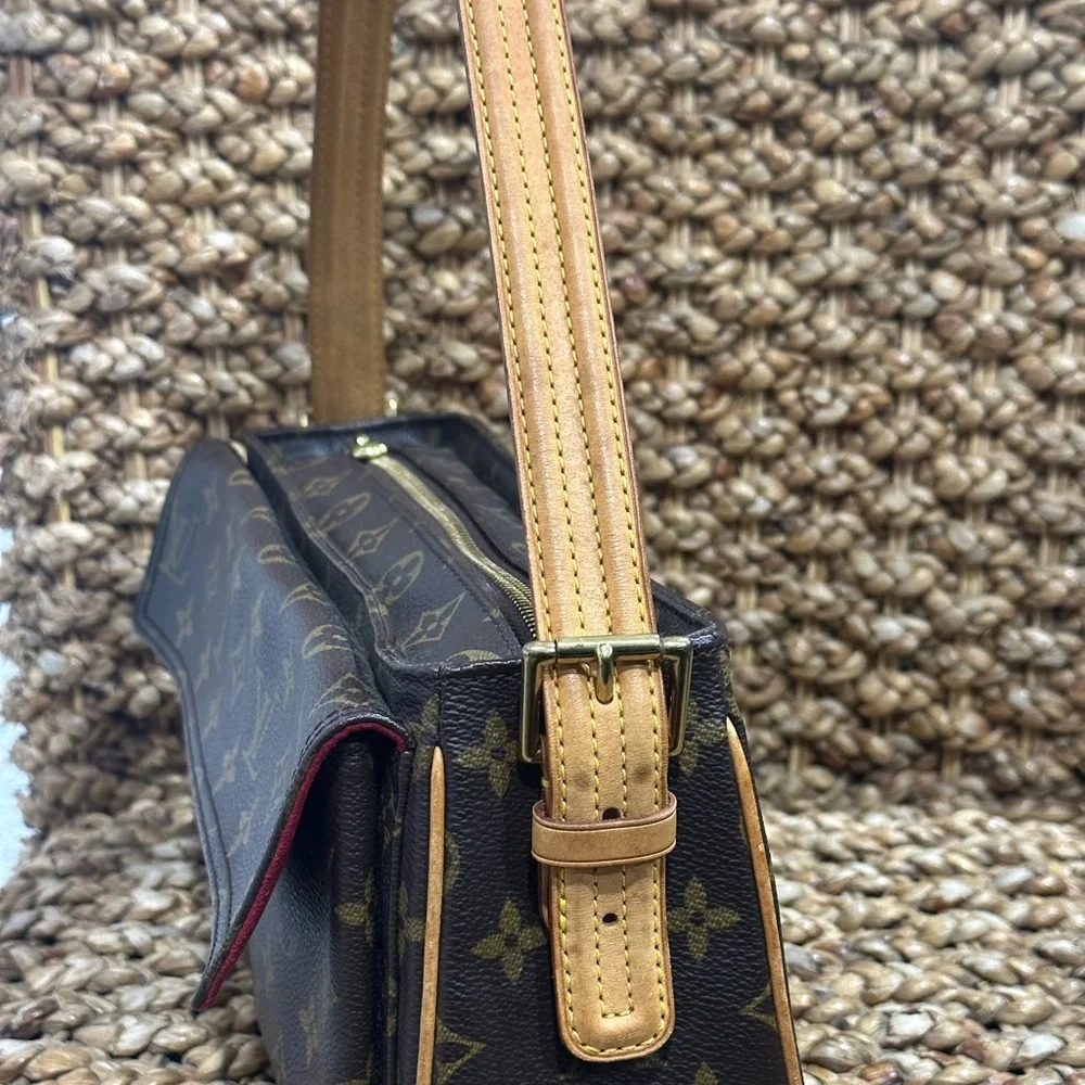 Louis Vuitton‎ Viva Cite MM